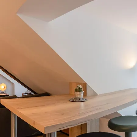 L'alcove Du Lisey דירה