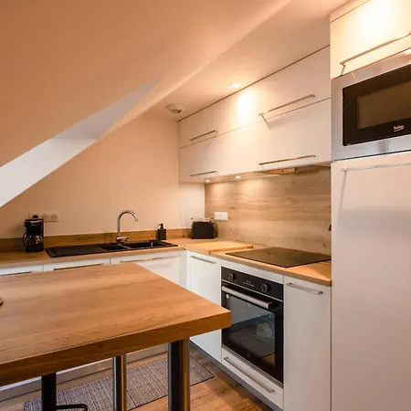 L'alcove Du Lisey * קאוטרט